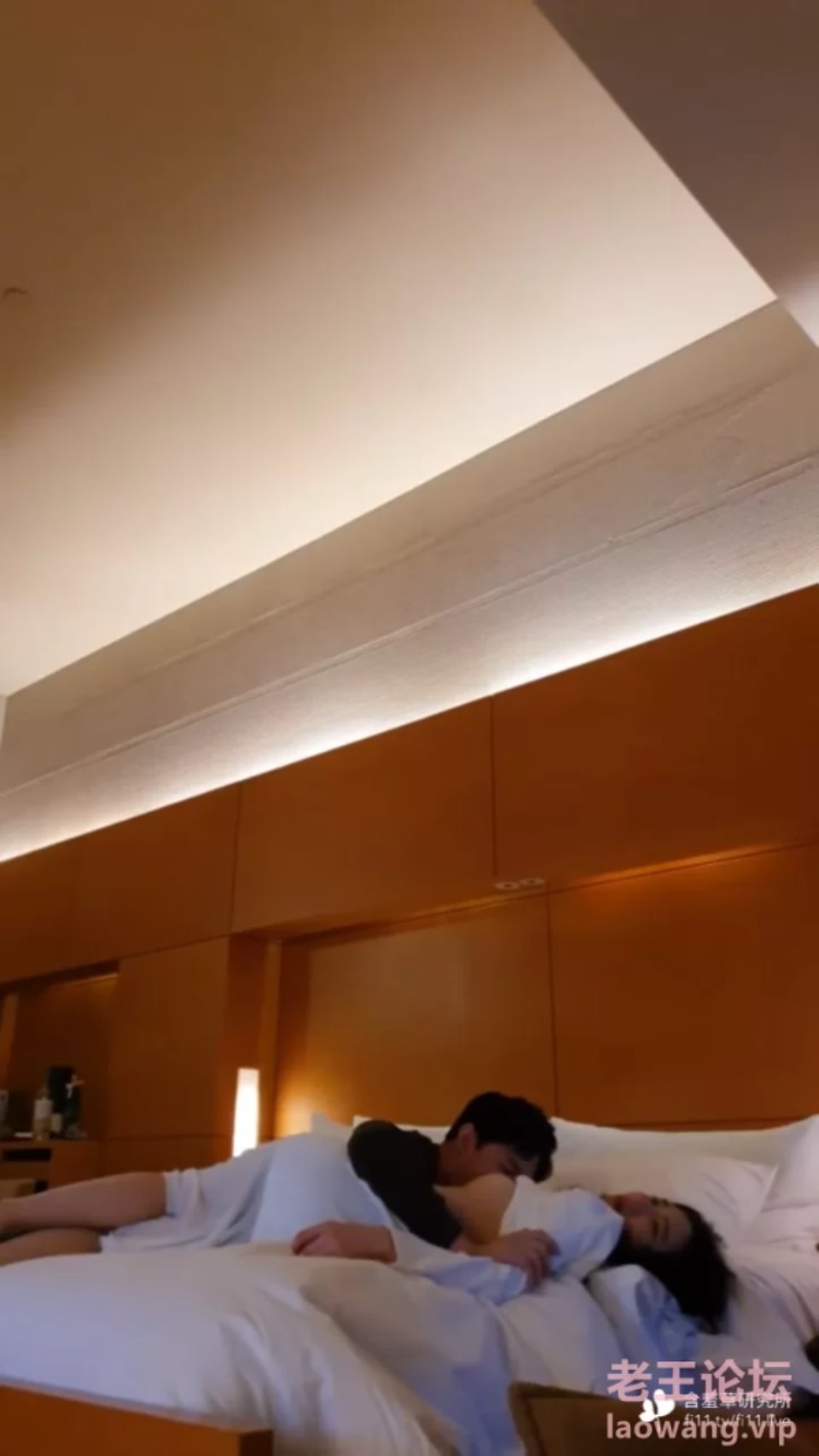 [91大神] [转载搬运] 酒店约炮仁川故乡24岁气质女导游李佳贤 [1V+305MB][百度盘]